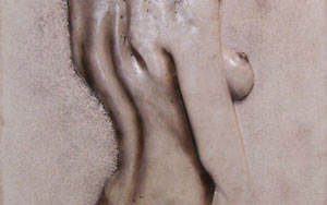 Frau als Relief